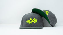 Load image into Gallery viewer, &quot;JOUX&quot; SNAPBACK HAT
